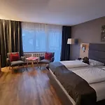 Sporthotel Zum Hohen Eimberg Hotel 4*