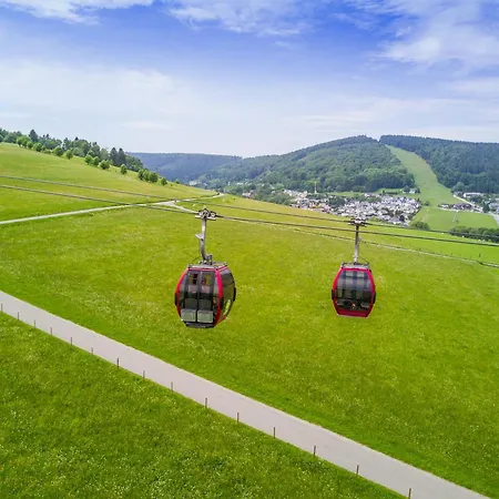 Zum Hohen Eimberg Hotell