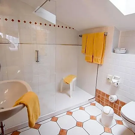 Sporthotel Zum Hohen Eimberg 4*