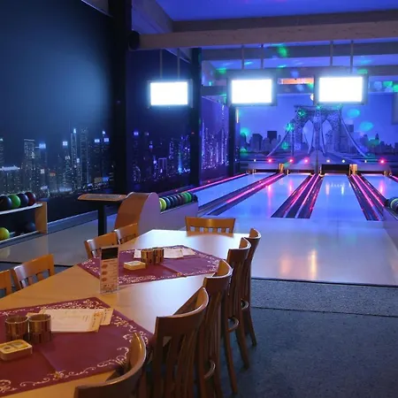 Zum Hohen Eimberg Hotell 4*