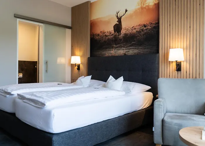 Zum Hohen Eimberg Hotel