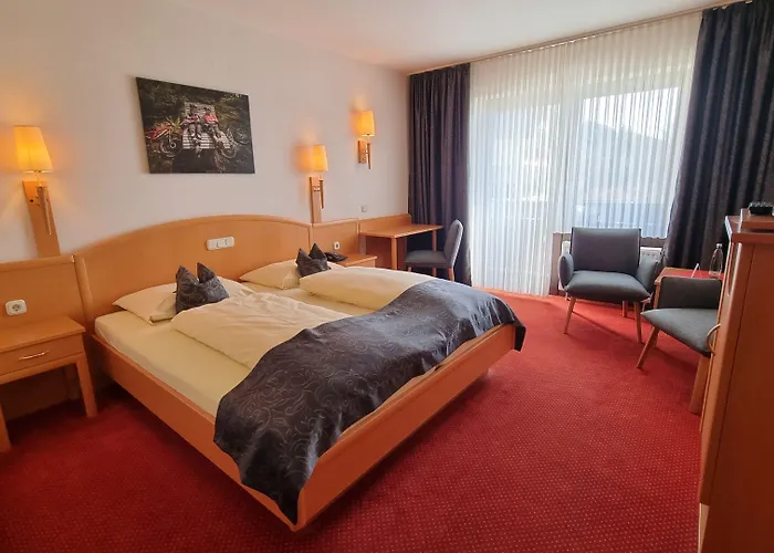 Zum Hohen Eimberg 4*