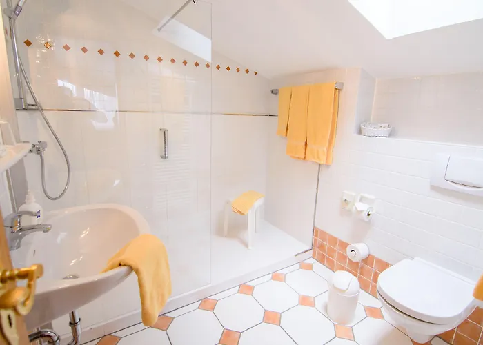 Zum Hohen Eimberg Hotel 4*